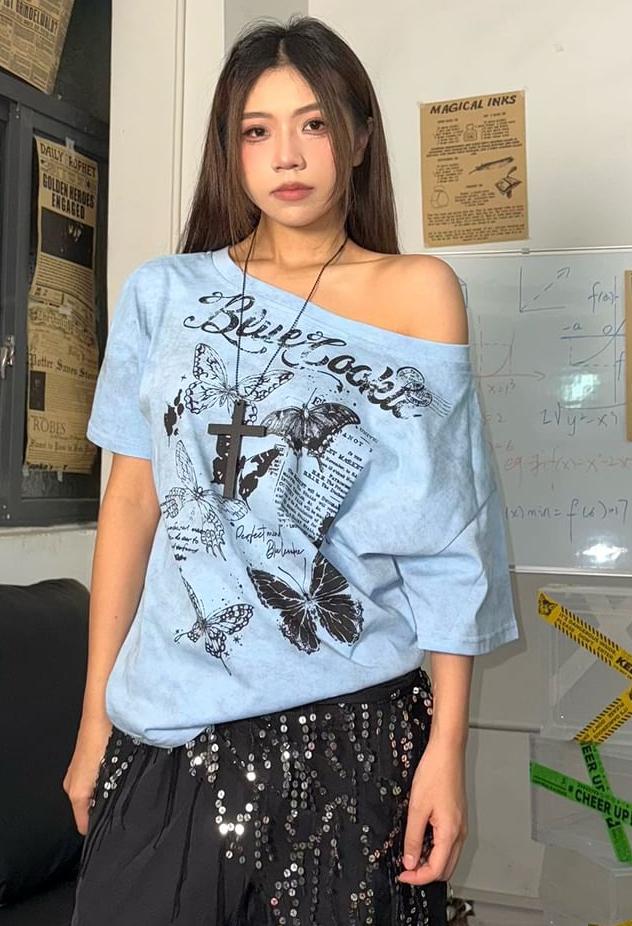 SPUCIKLEI - Elbow-Sleeve Off Shoulder Lettering Asymmetrical T-Shirt
