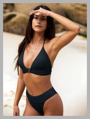 Black Ribbed High Cut Wide Waistband Bikini Bottom<br><span style='text-align: center;'>$35 berlook.com</span>