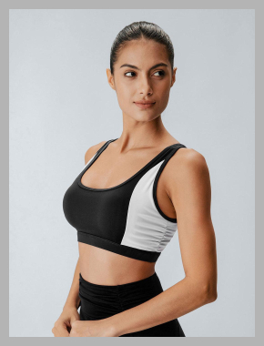 Black Side Contrast Sports Bra & Reviews - Black - Sustainable Yoga Tops | Black / M<br><span style='text-align: center;'>$45 berlook.com</span>