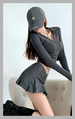 Shira - Low-Waist V-Shape Pleated Mini Skirt in 6 Colors<br><span style='text-align: center;'>$10.14 yesstyle.com</span>