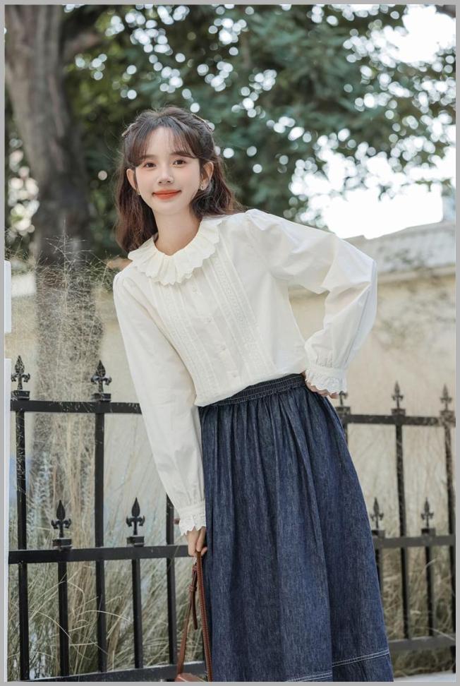 Wapiti Long-Sleeve Ruffle Collar Lace Panel Pintuck Button-Up Blouse